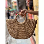 Bolsa Feminina Redonda de Palha – Meia Lua Artesanal