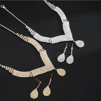 Conjunto de Joias Femininas Gota Strass Prateado – ELIORA Luxo e Elegância