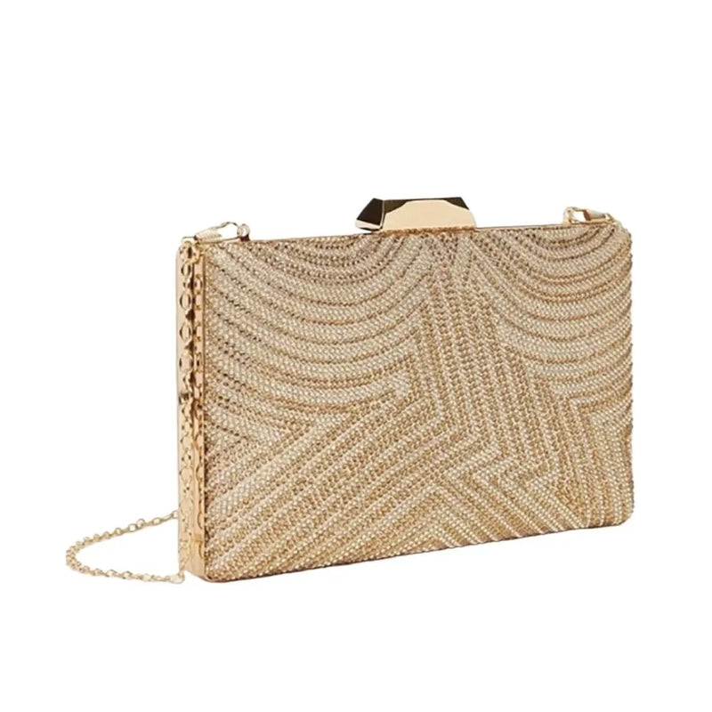 Bolsa clutch feminina ELIORA com alça removível e acabamento brilhante, ideal para festas, casamentos e jantares sofisticados.